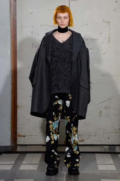 Look 49